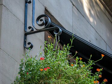 Pioneer Square Brackets Pioneer Square Brackets got their name because of the shear number of them that have been ordered and installed in...