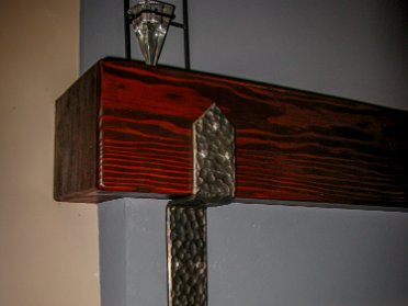 V - Hammer Textured accents