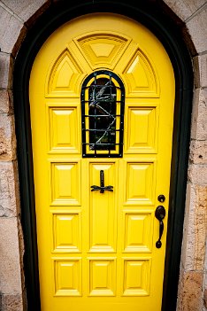 Yellow-Door-Speakeasy-WIndow-2015-02
